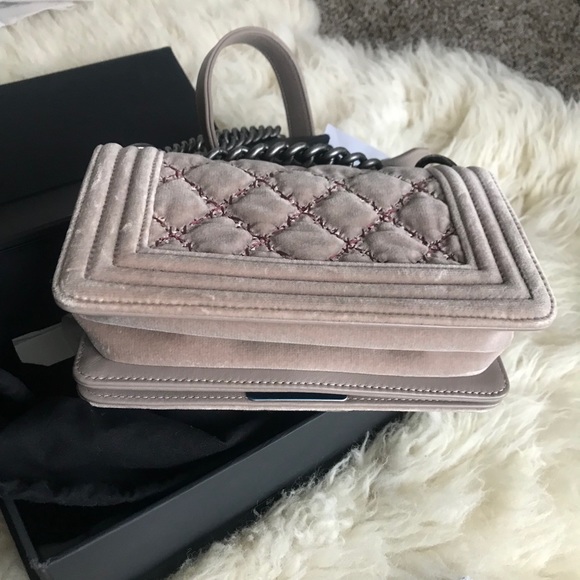 Chanel boy 👜 - Picture 10 of 15